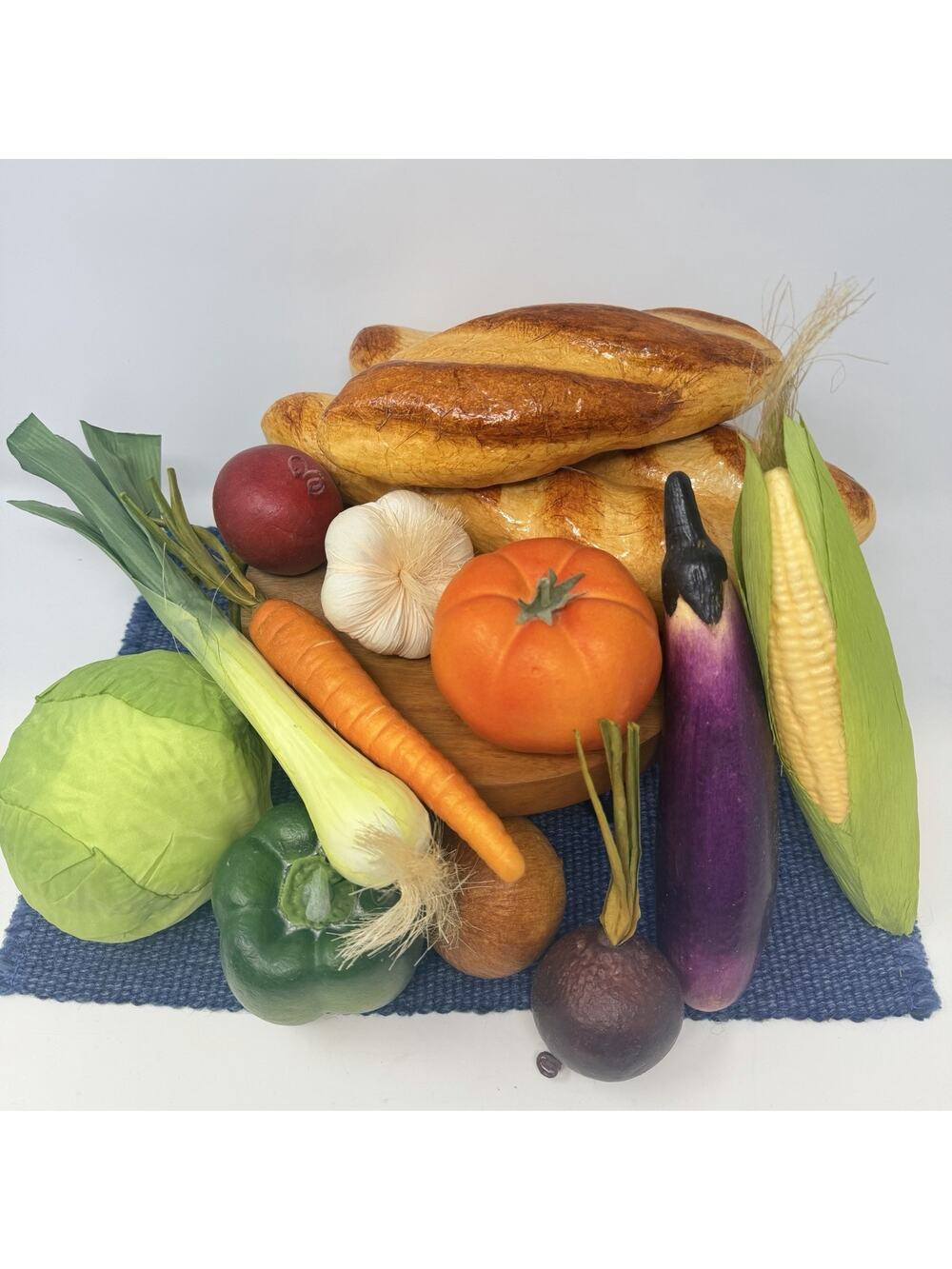 VTG Pier 1 Imports Faux Bread Vegetable Kitchen Display Taiwan Prop VERY NICE!